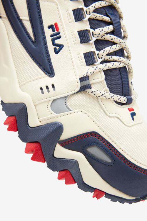 Zapatillas Fila Oakmont TR Hombre Blancas Azul Marino Rojas | Fila638VR